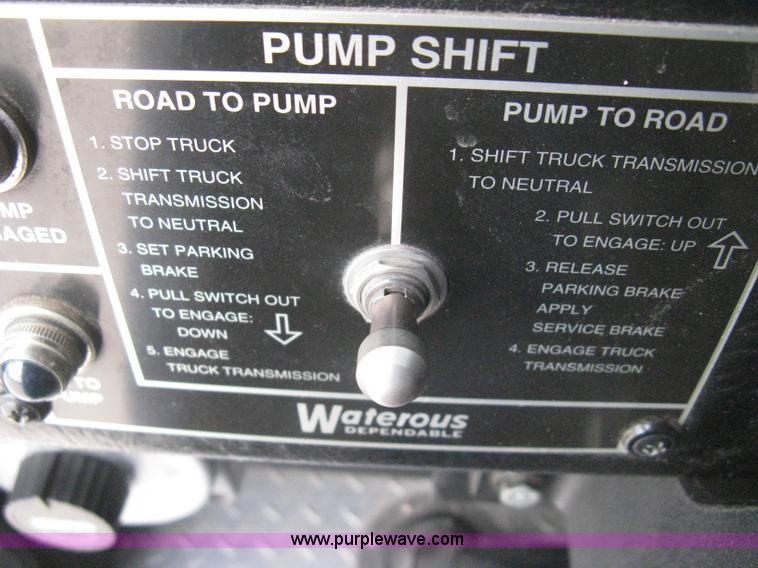 image for item H5393 1993 Pierce pumper fire truck