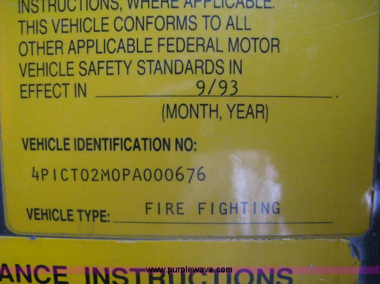 image for item H5393 1993 Pierce pumper fire truck