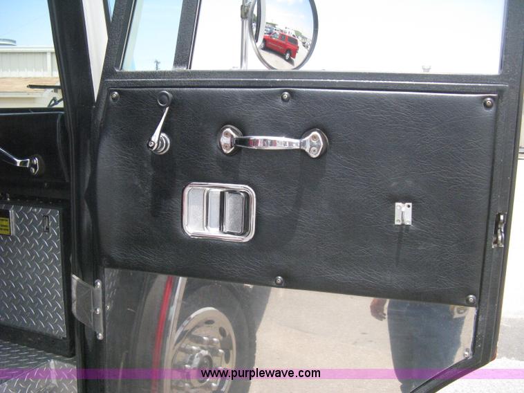 image for item H5393 1993 Pierce pumper fire truck