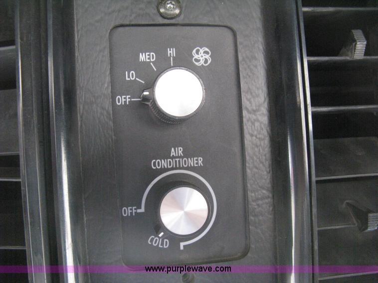 image for item H5393 1993 Pierce pumper fire truck