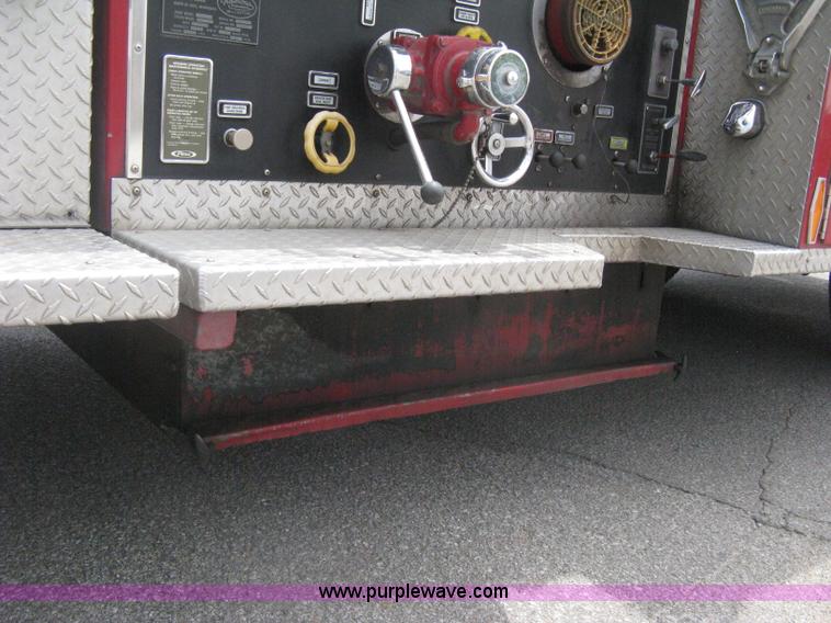 image for item H5393 1993 Pierce pumper fire truck