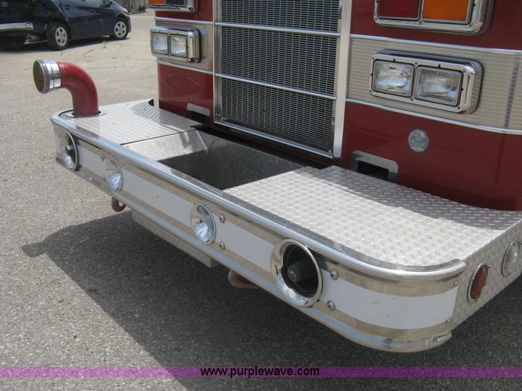 image for item H5393 1993 Pierce pumper fire truck