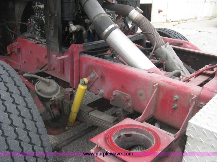 image for item H5393 1993 Pierce pumper fire truck