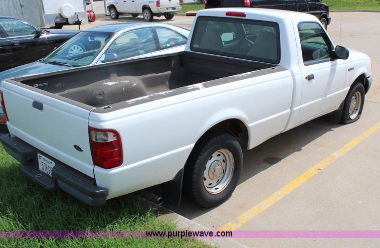 image for item H6170 2002 Ford Ranger pickup truck