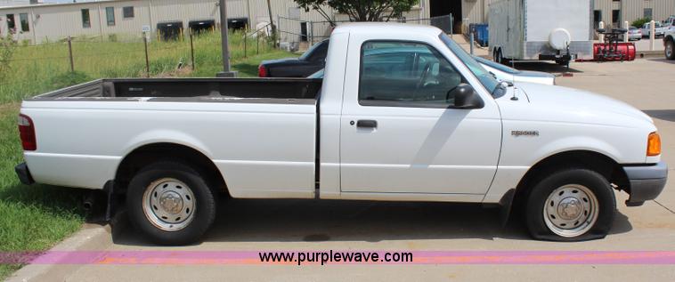 image for item H6170 2002 Ford Ranger pickup truck