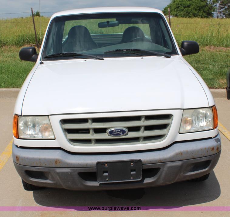 image for item H6170 2002 Ford Ranger pickup truck