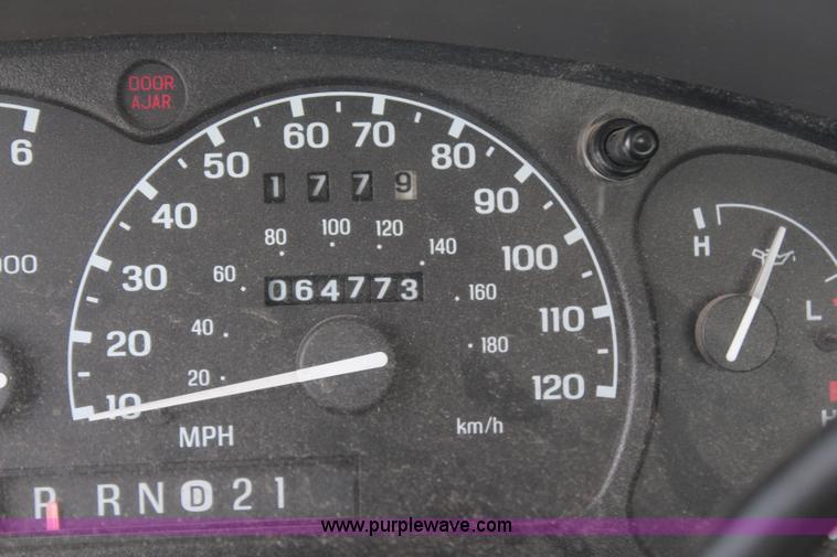 image for item H6170 2002 Ford Ranger pickup truck