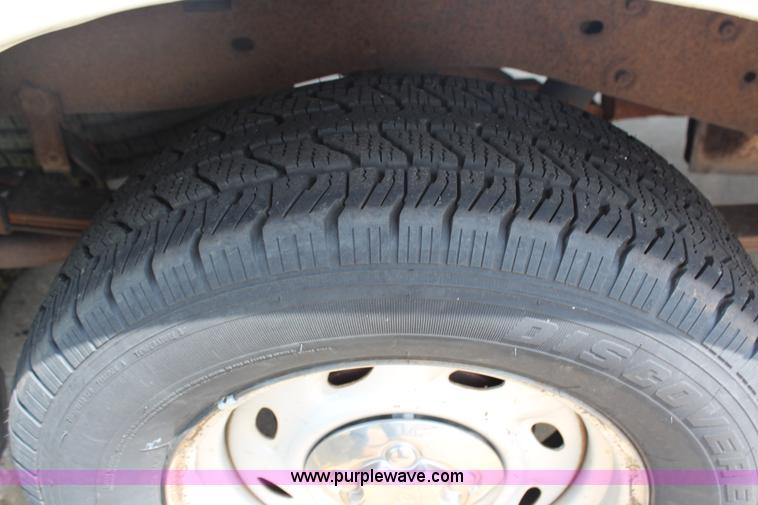 image for item H6170 2002 Ford Ranger pickup truck