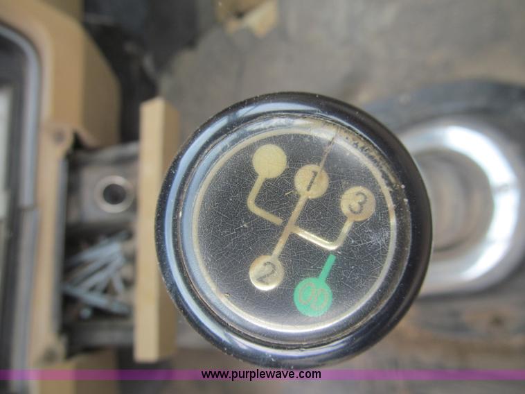 image for item H8984 1981 Dodge Ram D150 pickup truck