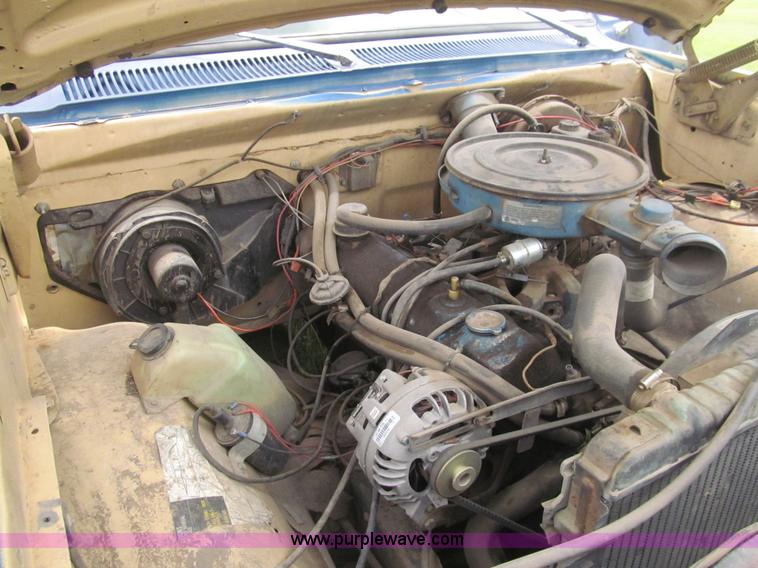 image for item H8984 1981 Dodge Ram D150 pickup truck