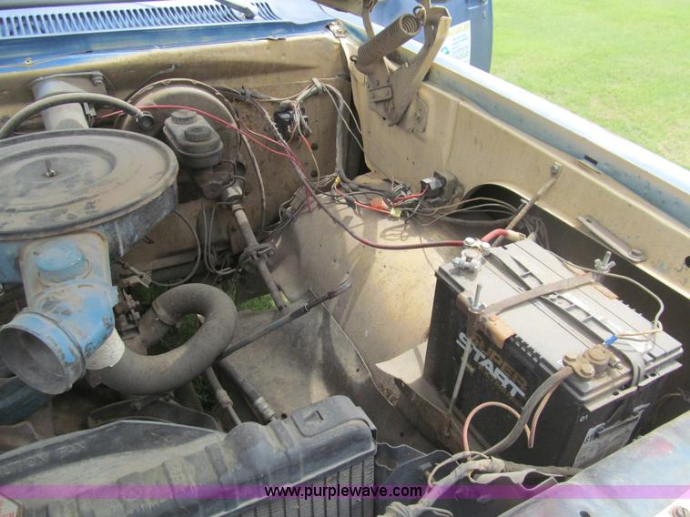 image for item H8984 1981 Dodge Ram D150 pickup truck