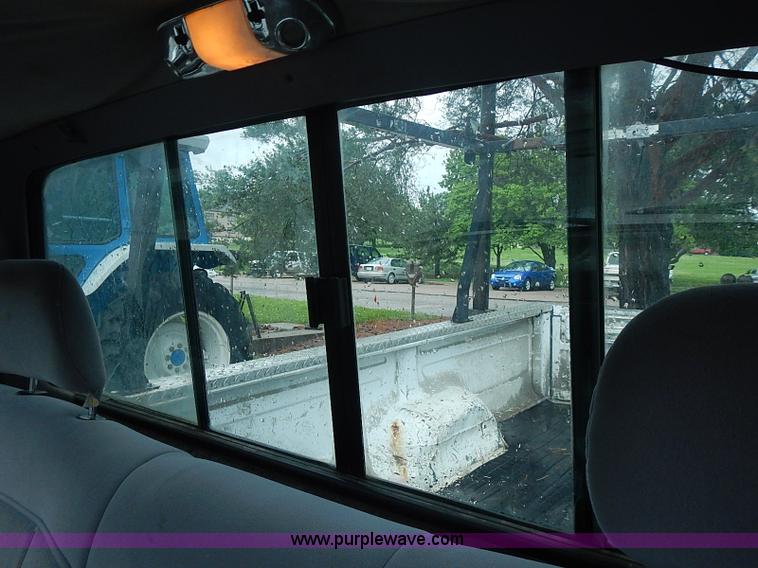 image for item I3581 1995 Ford F150 XL pickup truck