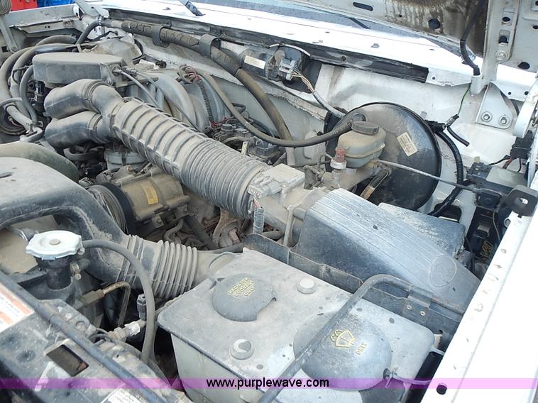 image for item I3581 1995 Ford F150 XL pickup truck