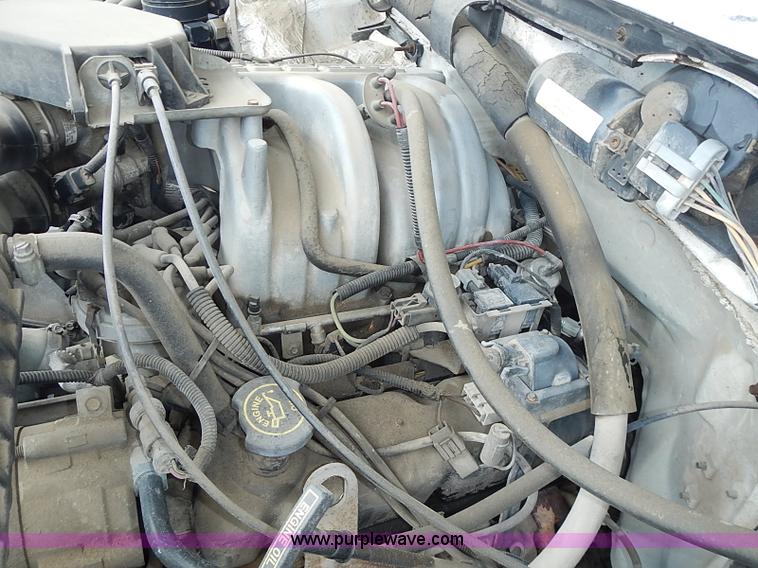 image for item I3581 1995 Ford F150 XL pickup truck