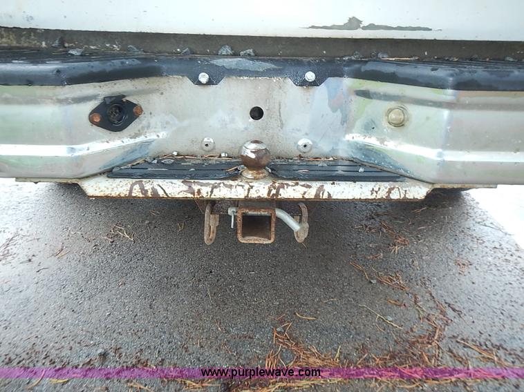 image for item I3581 1995 Ford F150 XL pickup truck