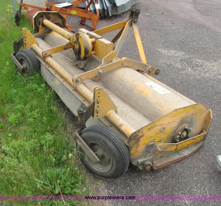 image for item I3928 7.5' flail mower