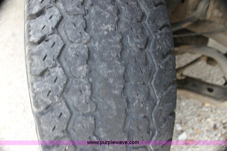 image for item I7343 1996 Chevrolet 1500 Z71 Ext. Cab pickup truck