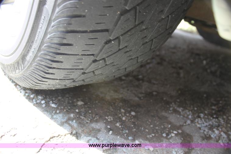 image for item I7363 2000 Lincoln Town Car Cartier Diamond Edition