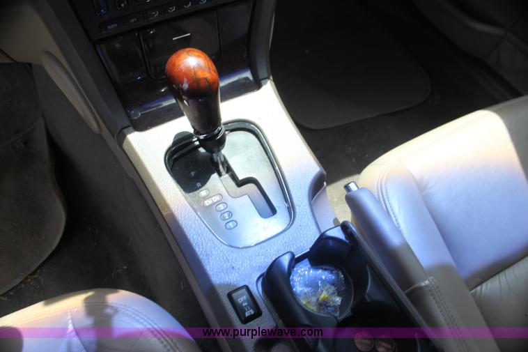 image for item I7364 2000 Lincoln LS