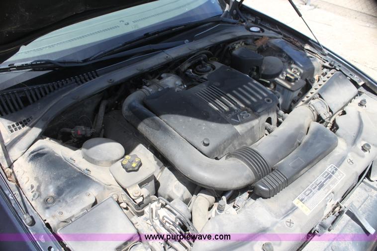 image for item I7364 2000 Lincoln LS