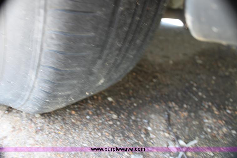 image for item I7364 2000 Lincoln LS