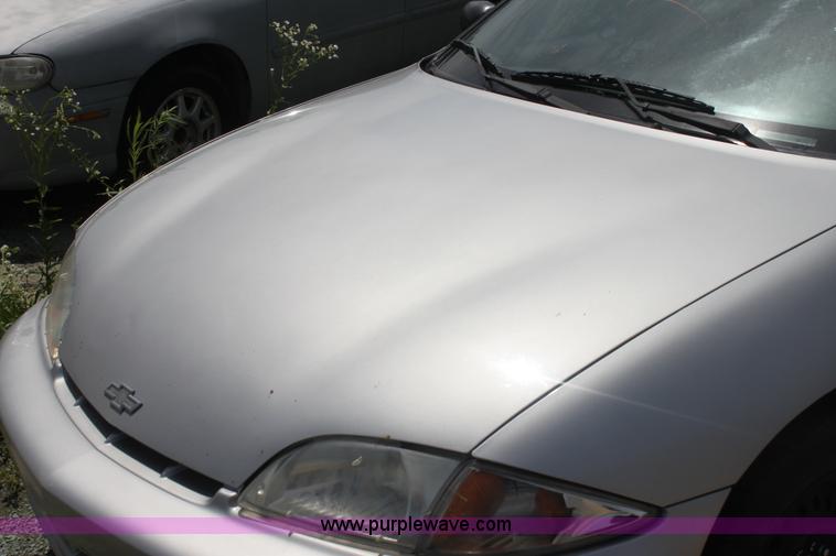 image for item I7367 2000 Chevrolet Cavalier