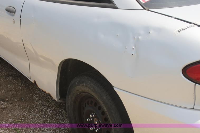 image for item I7367 2000 Chevrolet Cavalier