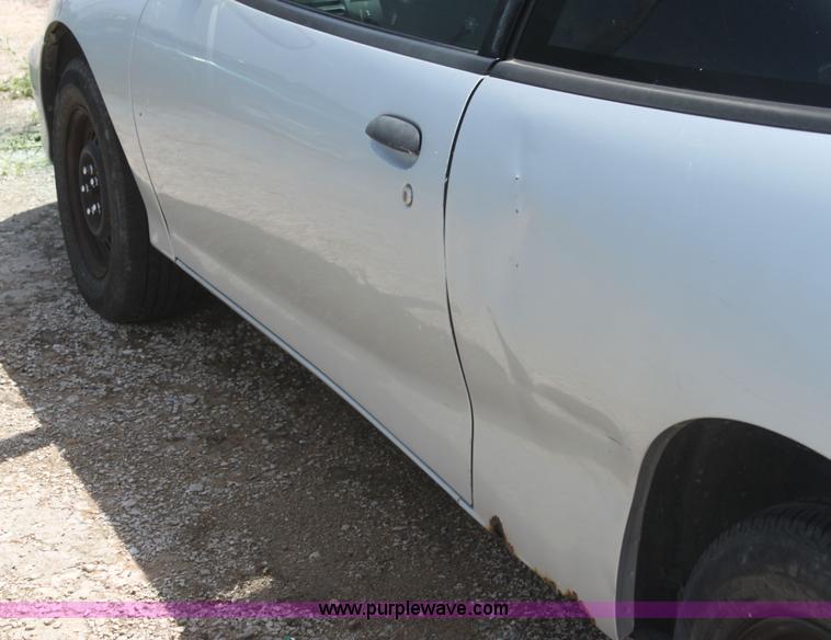 image for item I7367 2000 Chevrolet Cavalier