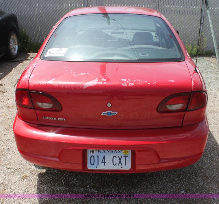 image for item I7371 2001 Chevrolet Cavalier