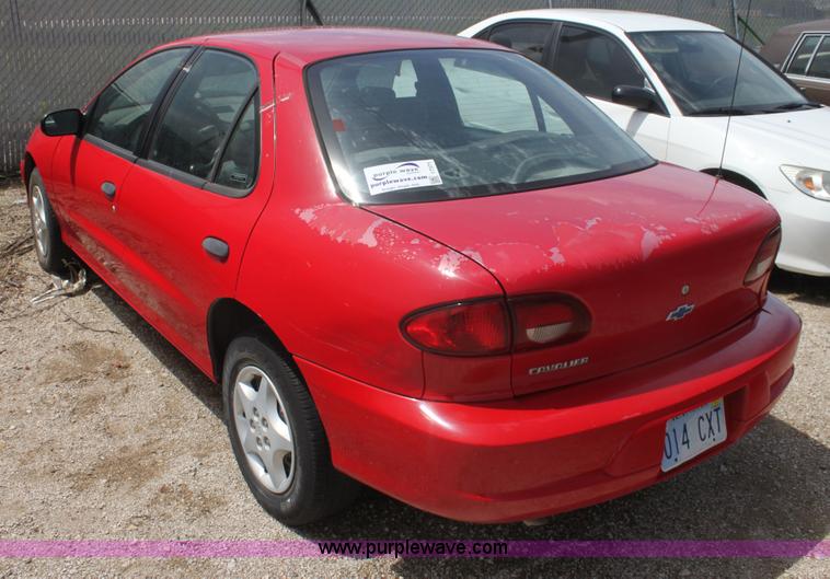 image for item I7371 2001 Chevrolet Cavalier