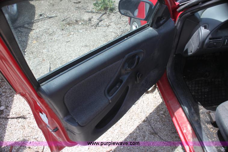 image for item I7371 2001 Chevrolet Cavalier