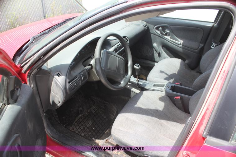 image for item I7371 2001 Chevrolet Cavalier