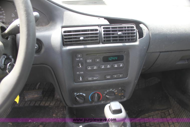 image for item I7371 2001 Chevrolet Cavalier