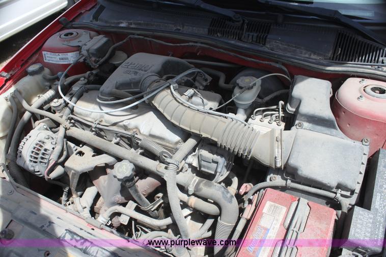 image for item I7371 2001 Chevrolet Cavalier