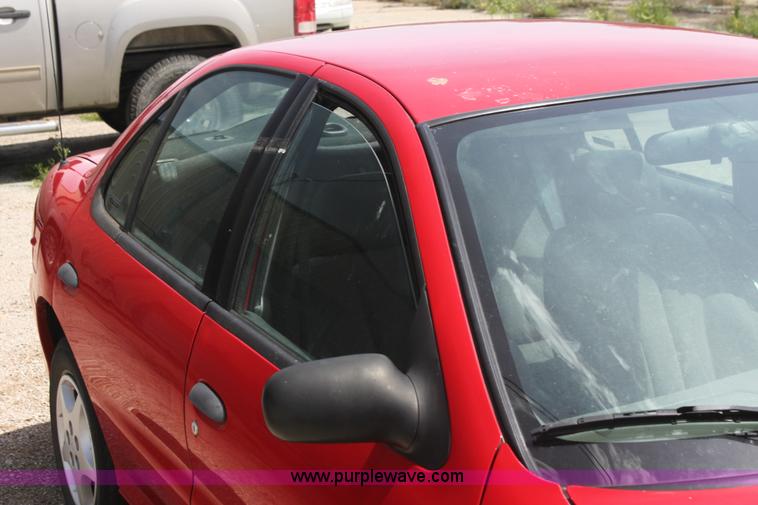 image for item I7371 2001 Chevrolet Cavalier