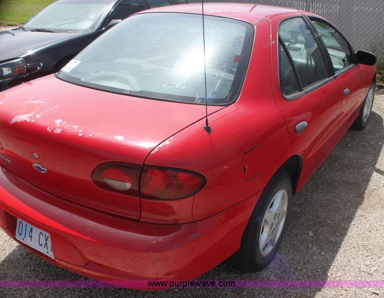 image for item I7371 2001 Chevrolet Cavalier