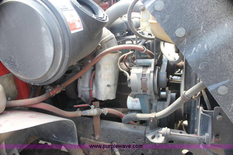 image for item I7404 1997 International 4900 dump truck