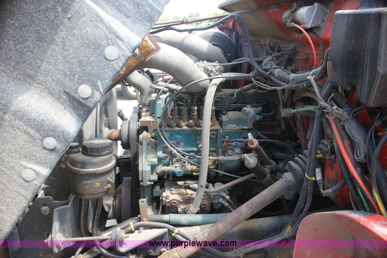 image for item I7404 1997 International 4900 dump truck