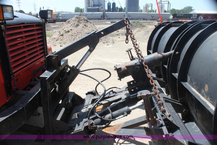 image for item I7404 1997 International 4900 dump truck