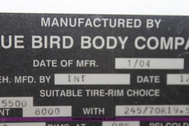 image for item I7406 2003 International 3800 school bus