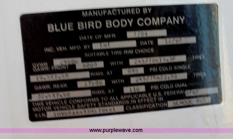 image for item I7406 2003 International 3800 school bus