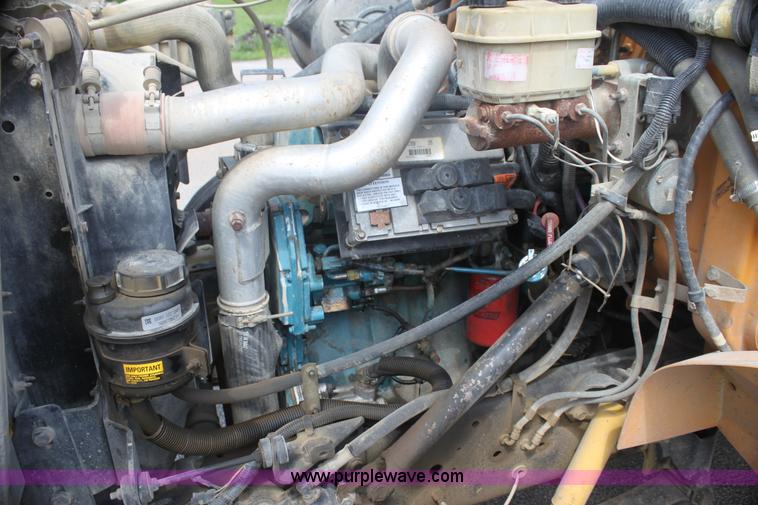 image for item I7406 2003 International 3800 school bus