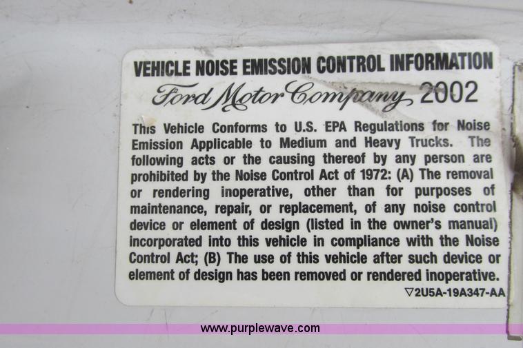 image for item I9588 2002 Ford Econoline E450 2200 VIP bus