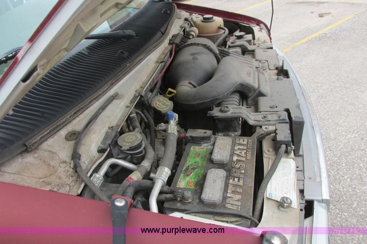 image for item I9588 2002 Ford Econoline E450 2200 VIP bus