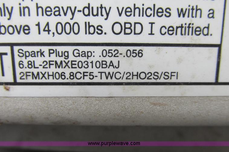 image for item I9588 2002 Ford Econoline E450 2200 VIP bus