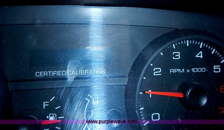 image for item J3221 2010 Ford Crown Victoria Police Interceptor