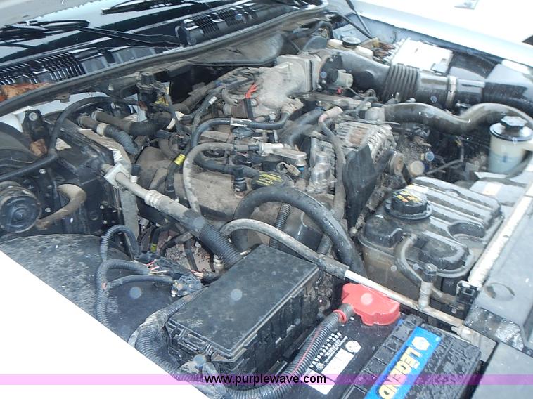 image for item J3221 2010 Ford Crown Victoria Police Interceptor