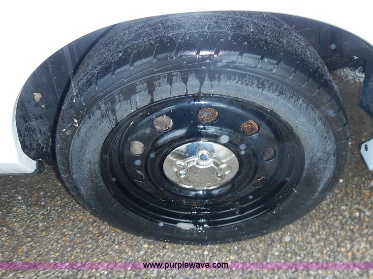 image for item J3221 2010 Ford Crown Victoria Police Interceptor