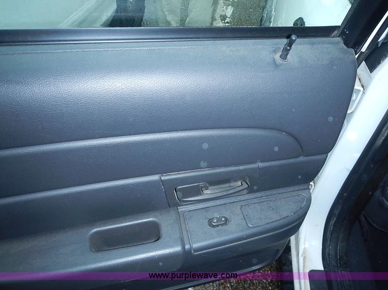 image for item J3222 2005 Ford Crown Victoria Police Interceptor