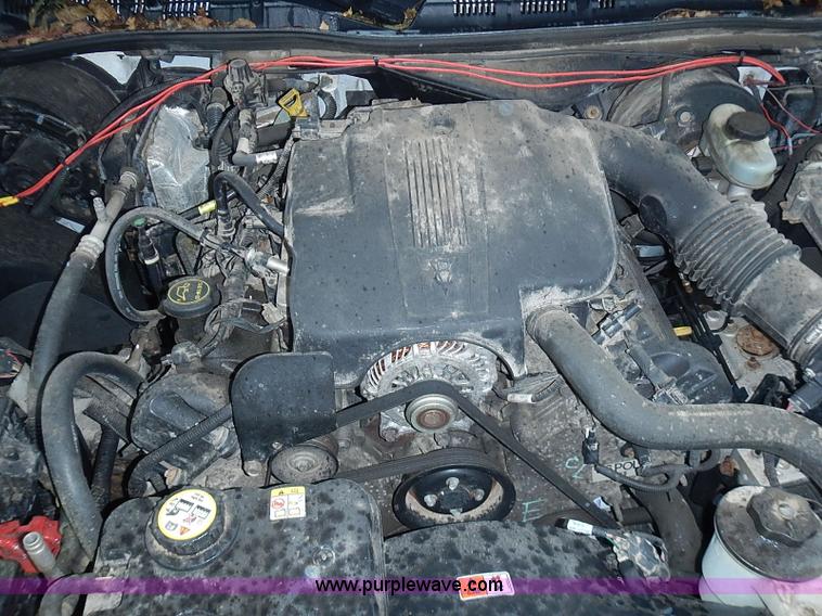 image for item J3222 2005 Ford Crown Victoria Police Interceptor